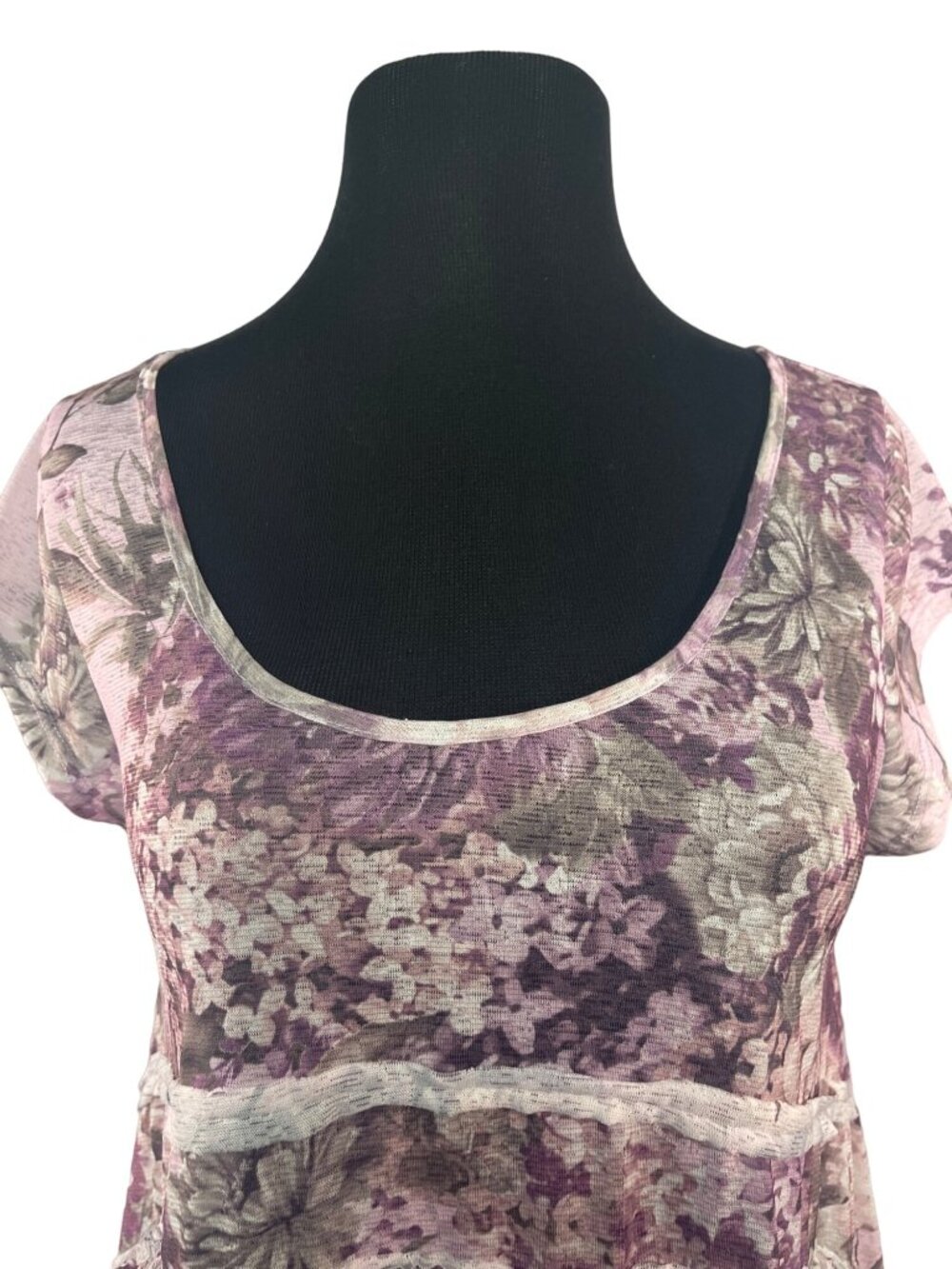 Tatienne Size Medium Floral Ruffle Cap Sleeve Layered Top Burgundy Gray Layers - Picture 2 of 9